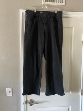 Old Navy Black Wide-Leg Jeans - Flared Women's Denim